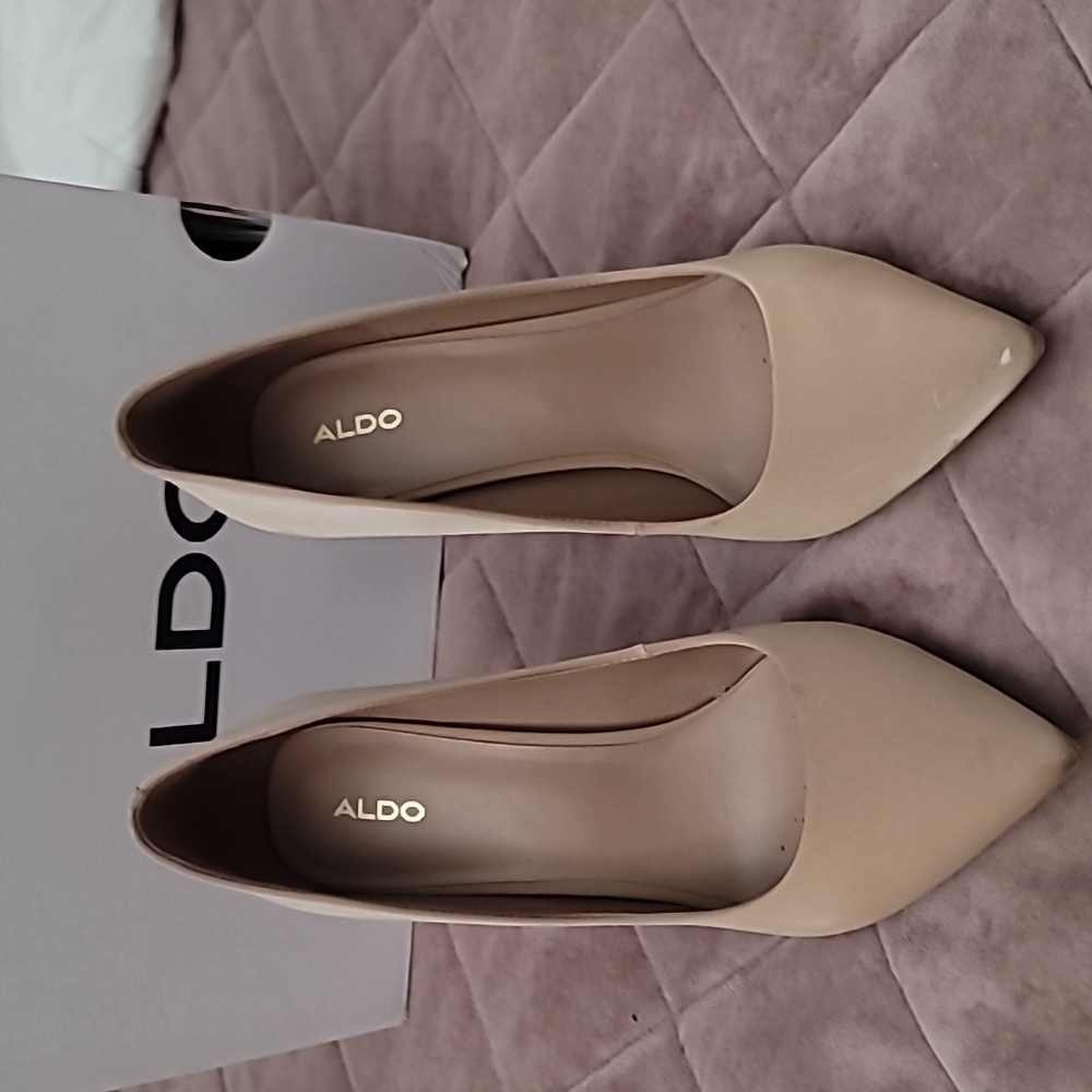 ALDO HEELS - Picture 2 of 10